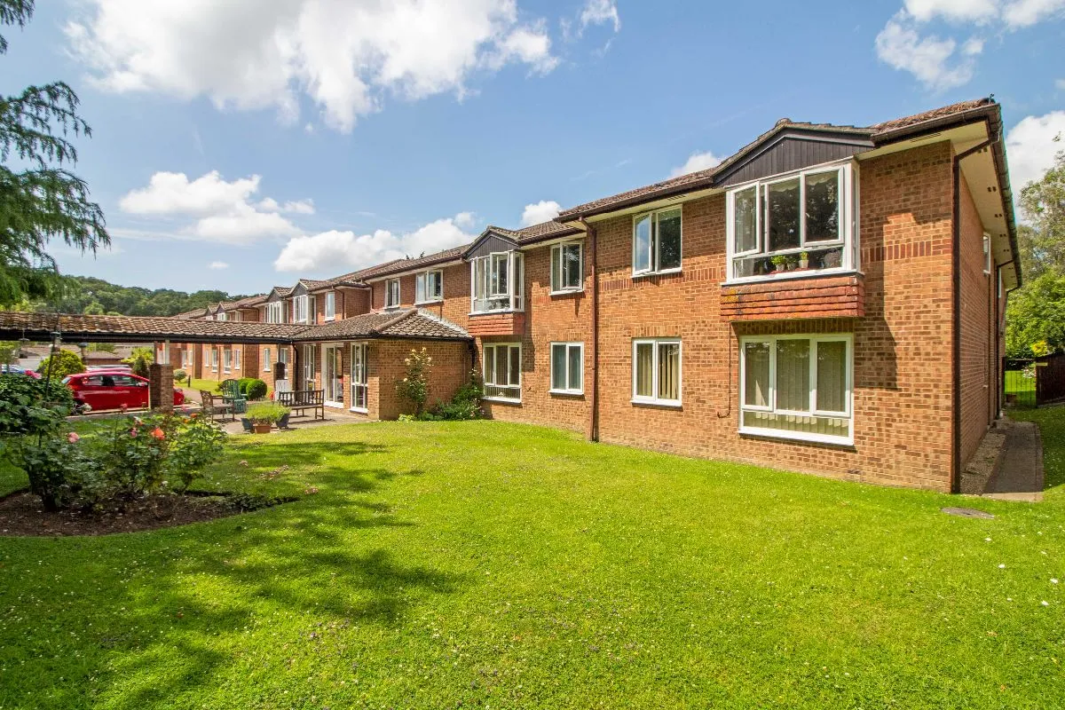 38 Holman Close, Waterlooville, PO8 8HD, photo 8
