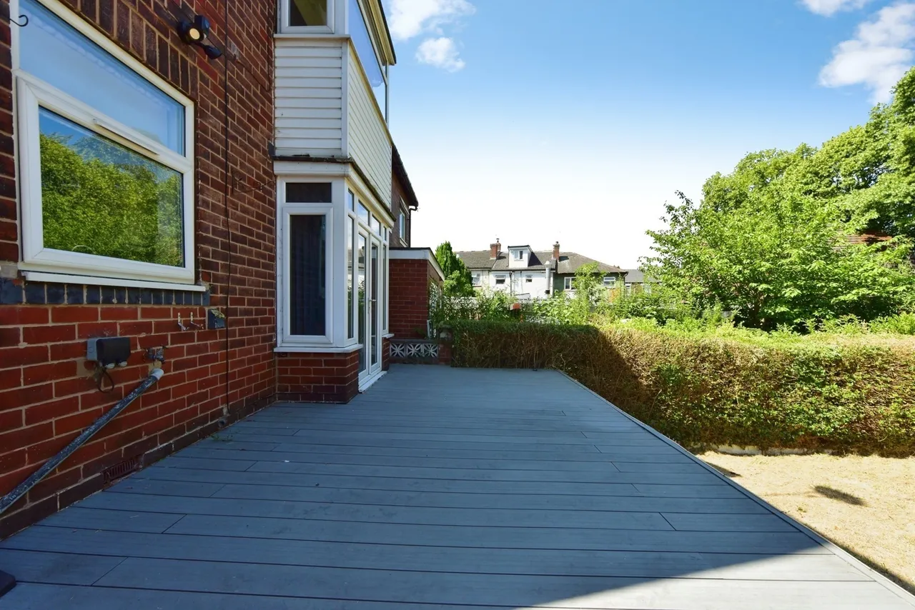 Willow Drive, Sheffield, South Yorkshire, S9, photo 9