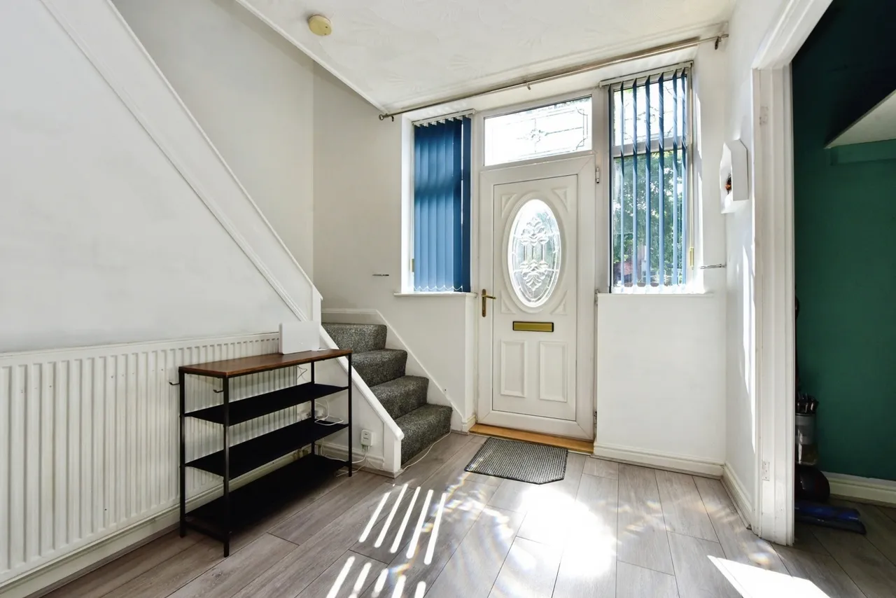 Willow Drive, Sheffield, South Yorkshire, S9, photo 11