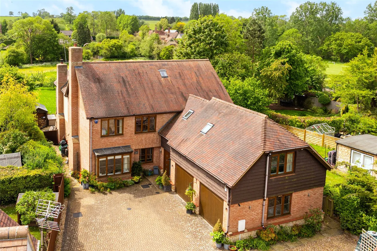 Back Street, Thornborough, MK18, photo 39