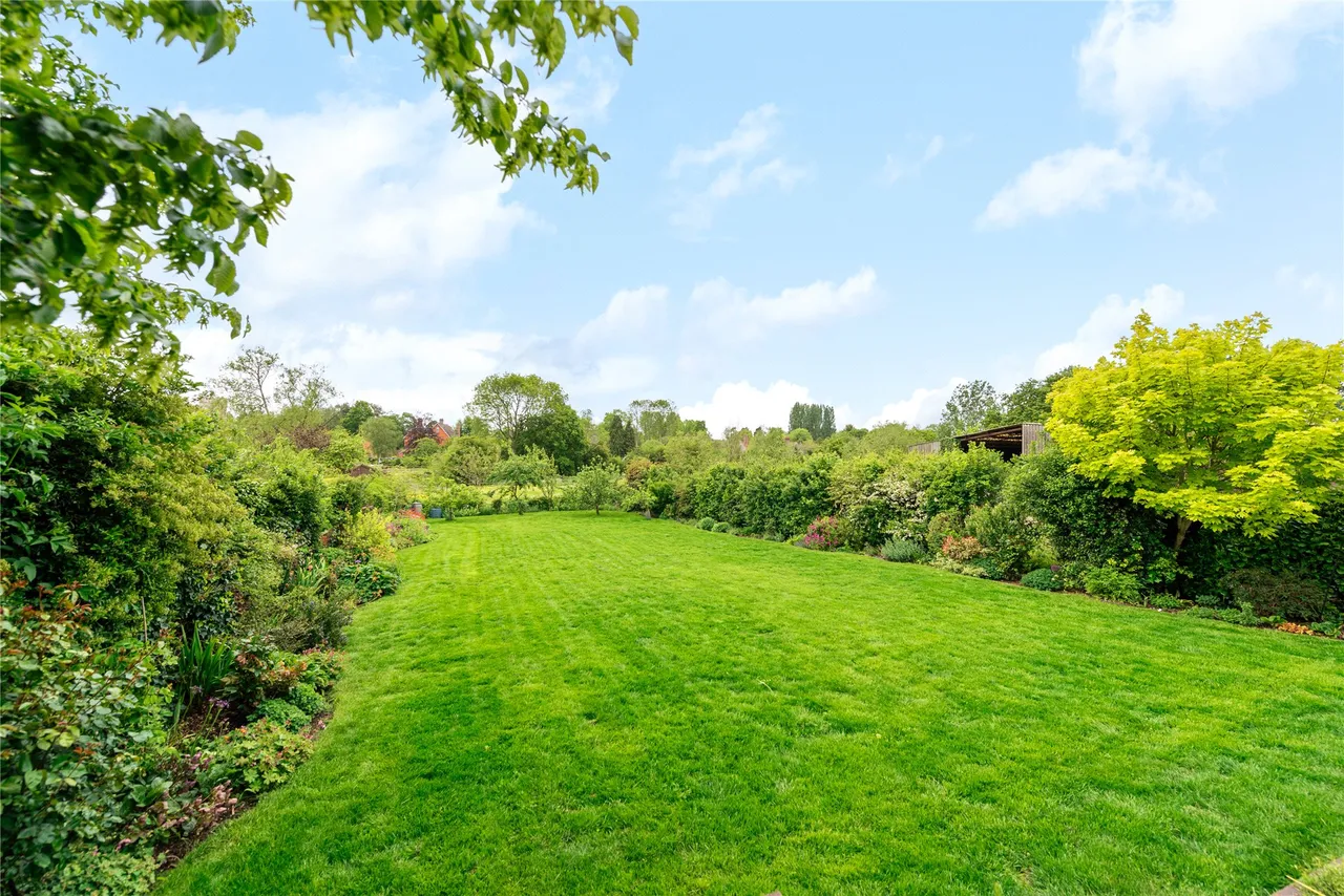 Back Street, Thornborough, MK18, photo 17