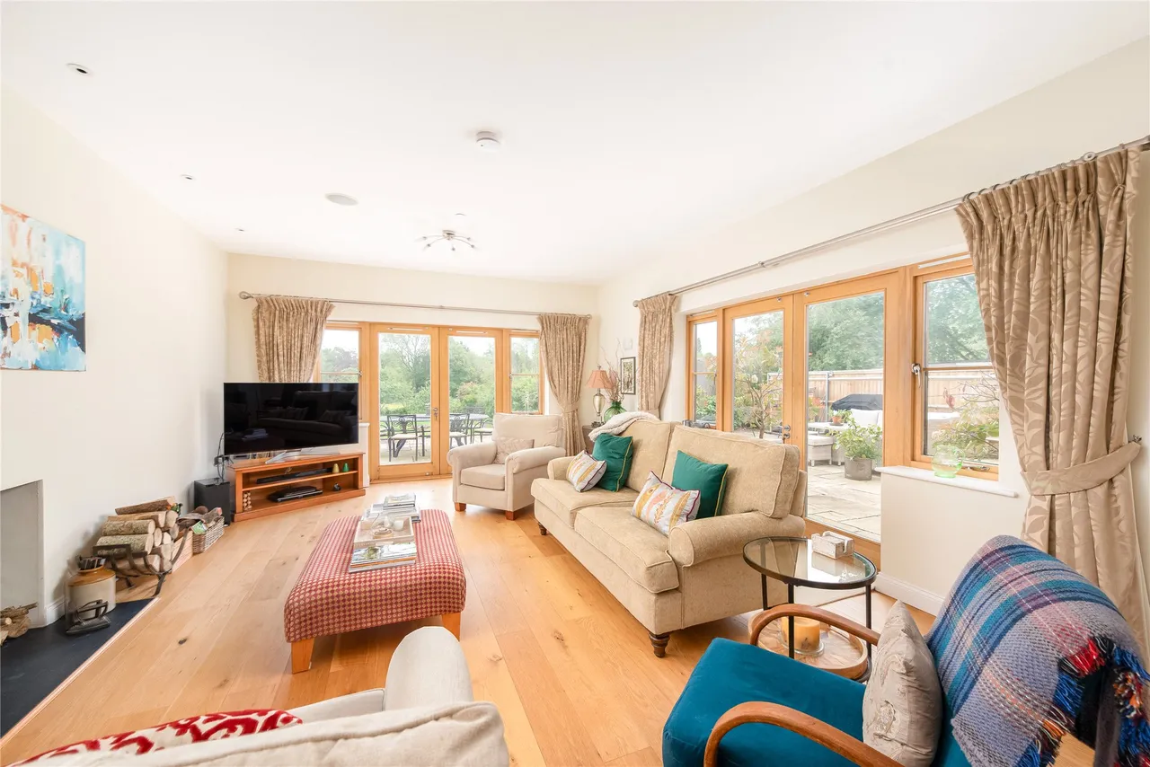 Back Street, Thornborough, MK18, photo 22