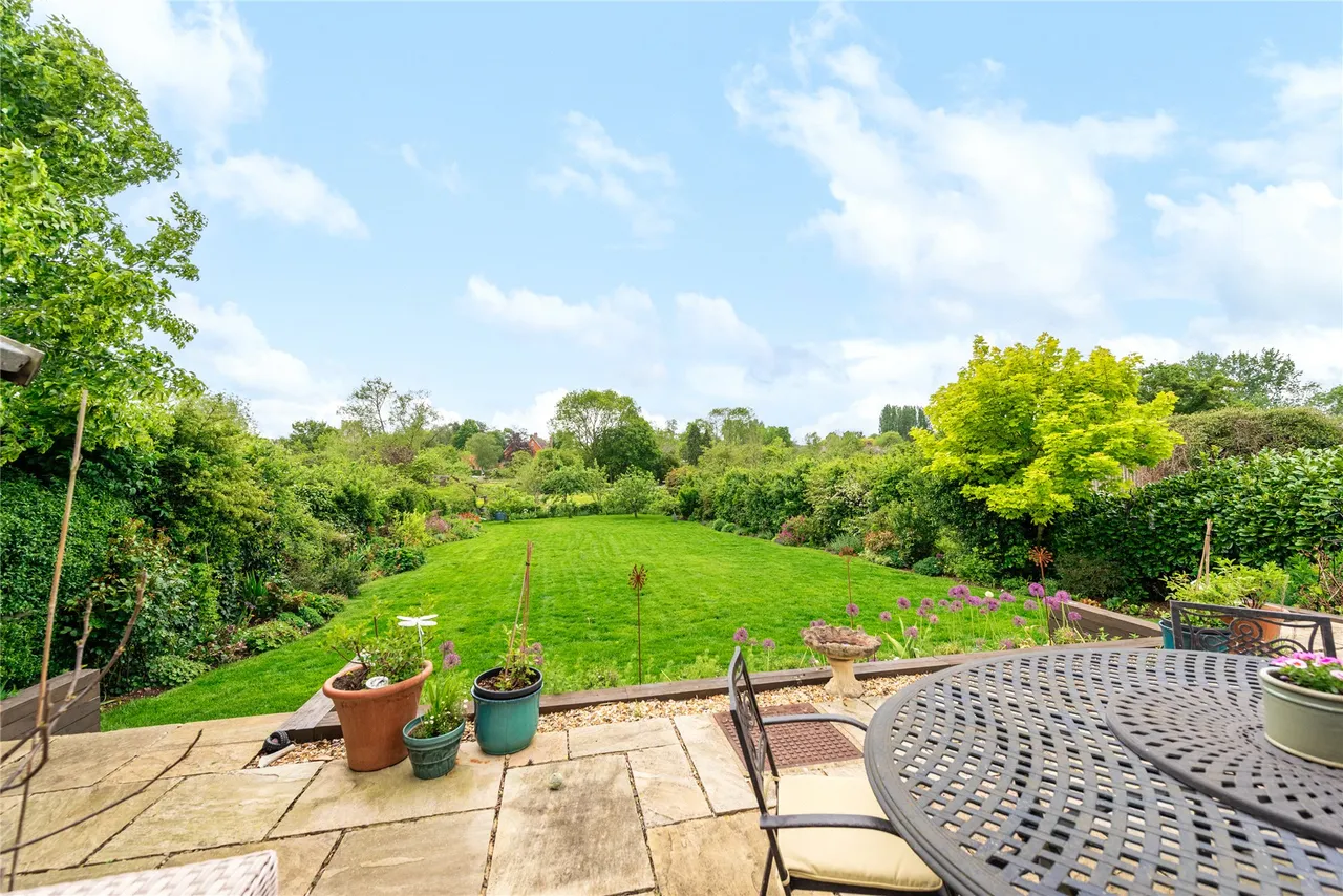 Back Street, Thornborough, MK18, photo 37