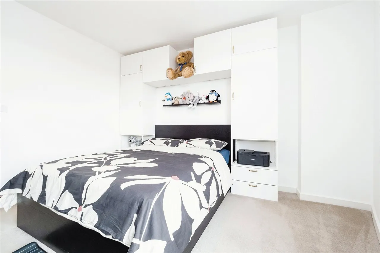 Ron Leighton Way, London, E6, photo 11