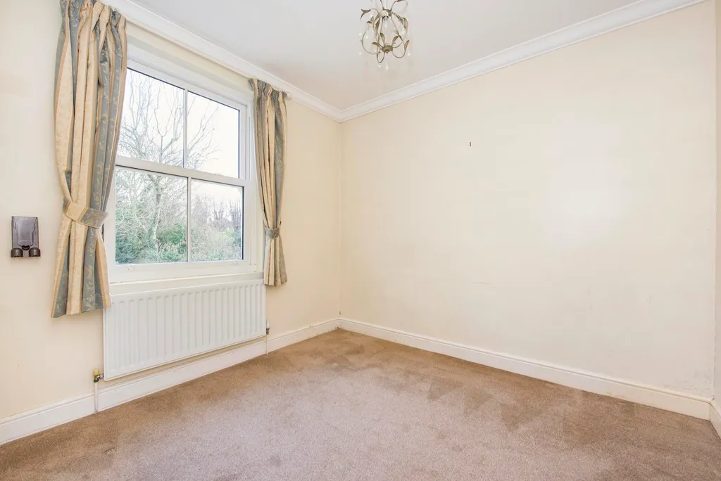 Harefield Road, Uxbridge, UB8, photo 9