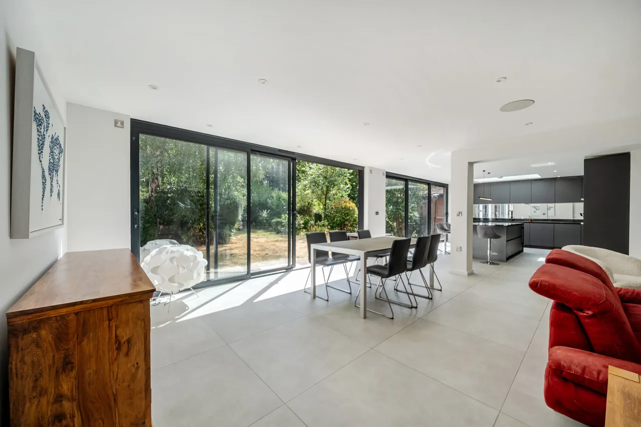Gurnells Road, BEACONSFIELD, HP9, photo 3