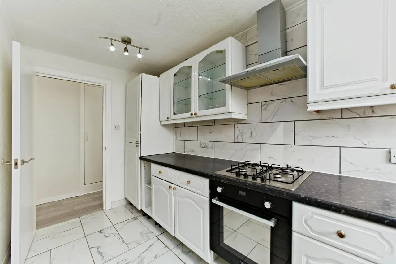 Chipstead Avenue, Thornton Heath, CR7, photo 7