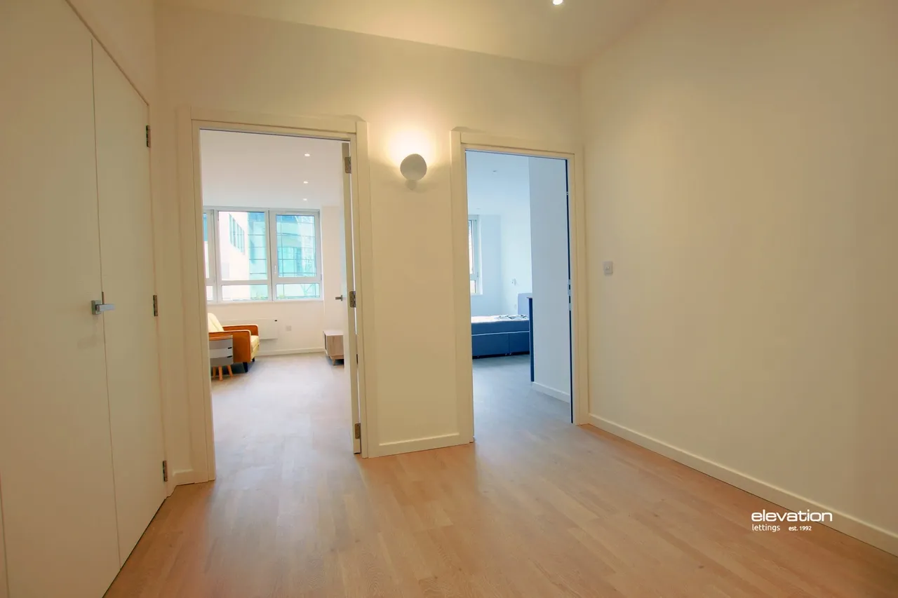Flat 38, Granton House, Milton Keynes, 202 Silbury Boulevard, MK9 1FJ, photo 10
