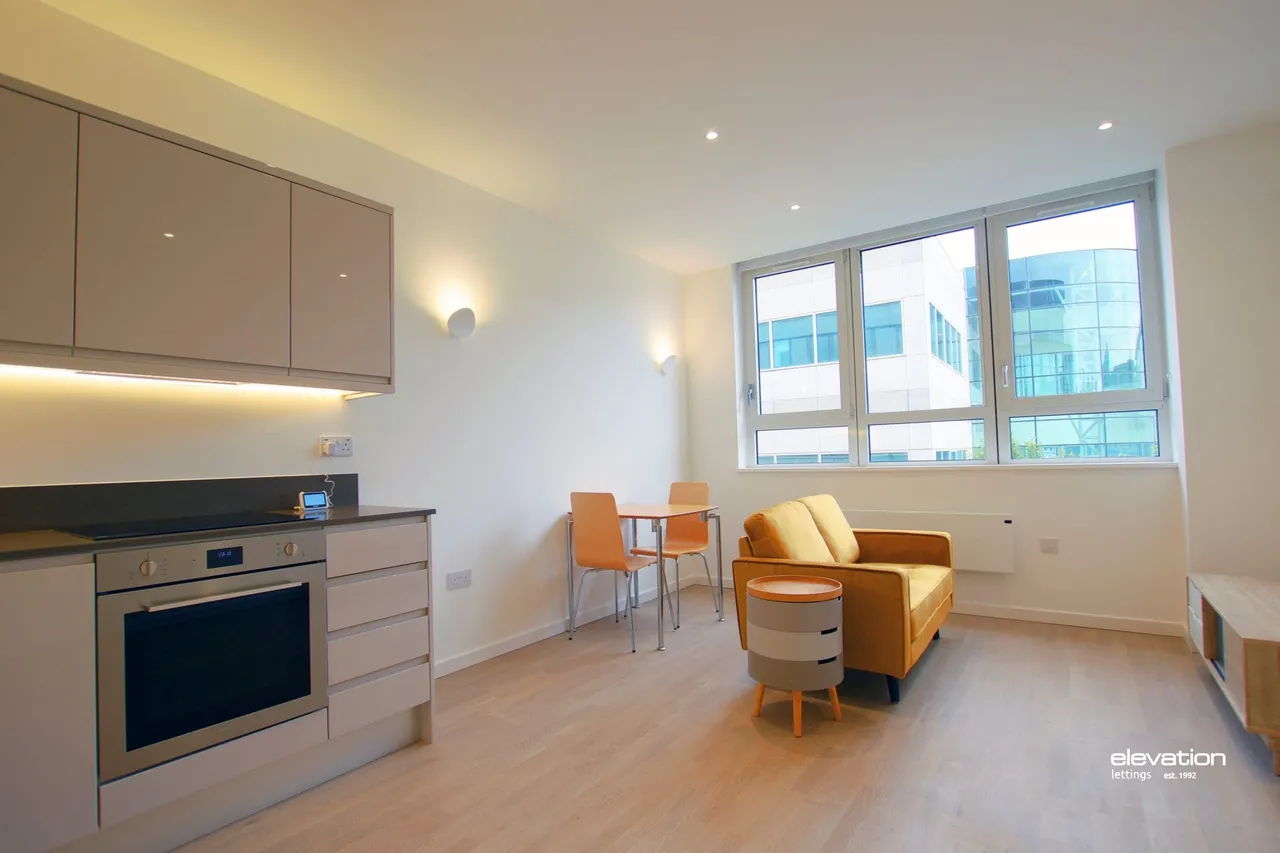 Flat 38, Granton House, Milton Keynes, 202 Silbury Boulevard, MK9 1FJ, photo 5