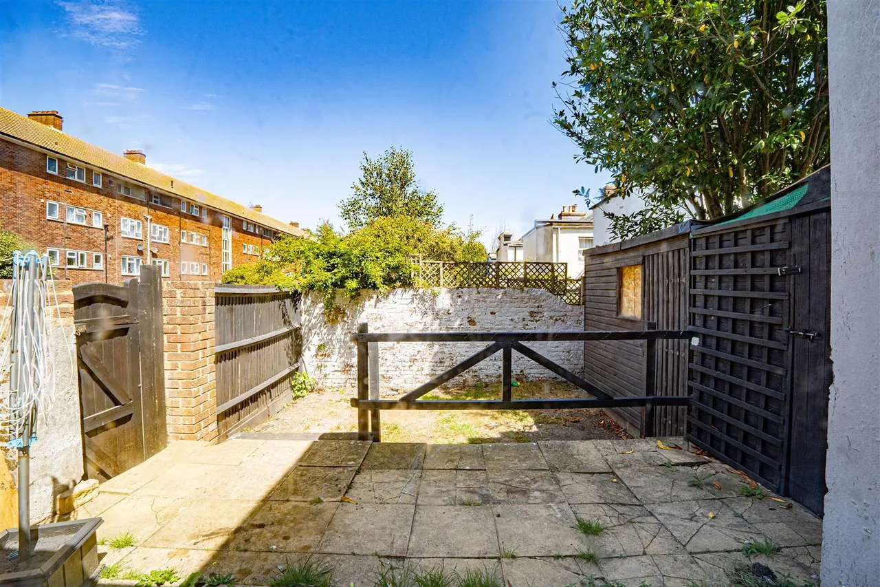 West View, Hastings, photo 5