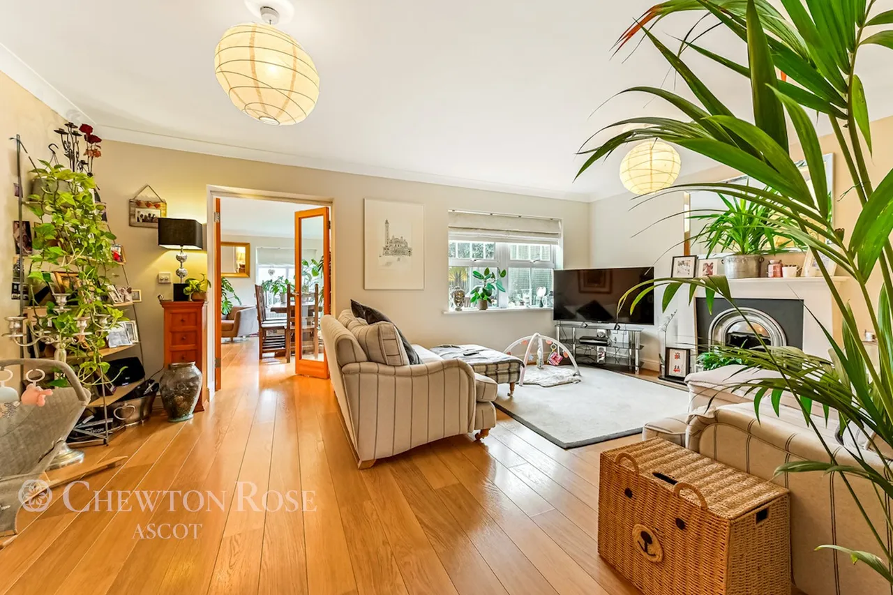 School Lane, Ascot, photo 11