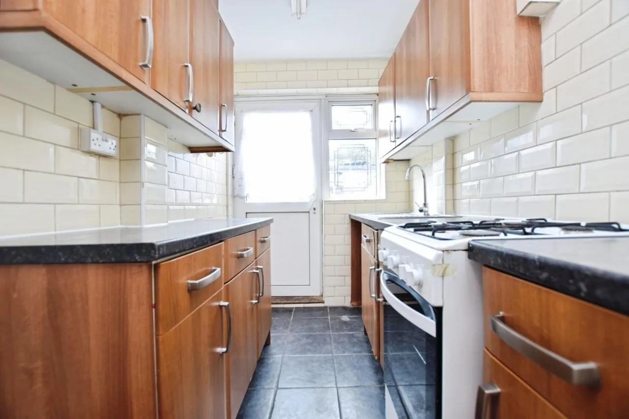 Pondfield Road, Dagenham, RM10, photo 4