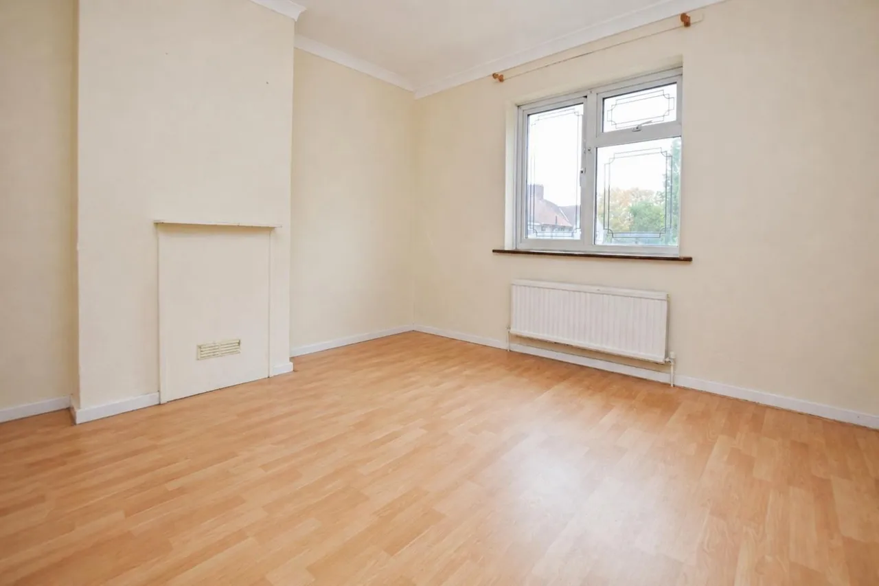Pondfield Road, Dagenham, RM10, photo 9