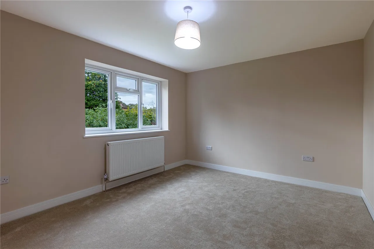 Kingsley Road, Eversley, RG27, photo 34