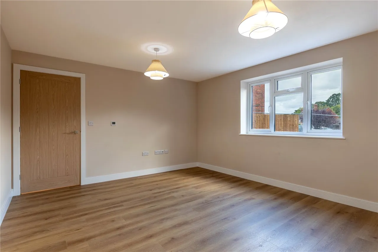 Kingsley Road, Eversley, RG27, photo 10