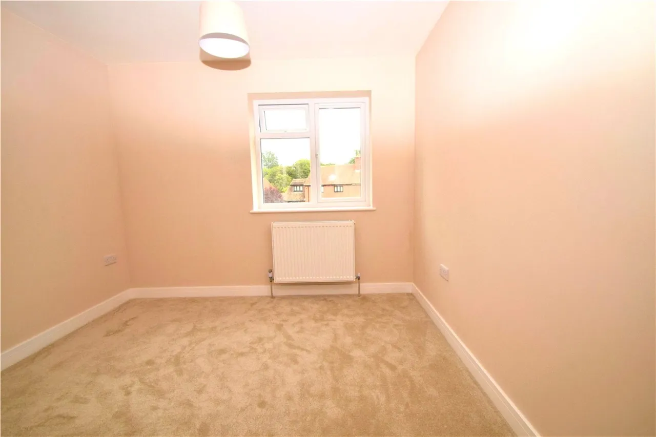 Kingsley Road, Eversley, Hampshire, RG27 0NA, photo 21