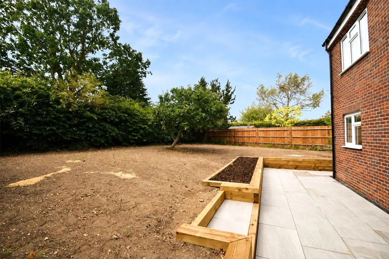 Kingsley Road, Eversley, Hampshire, RG27 0NA, photo 11