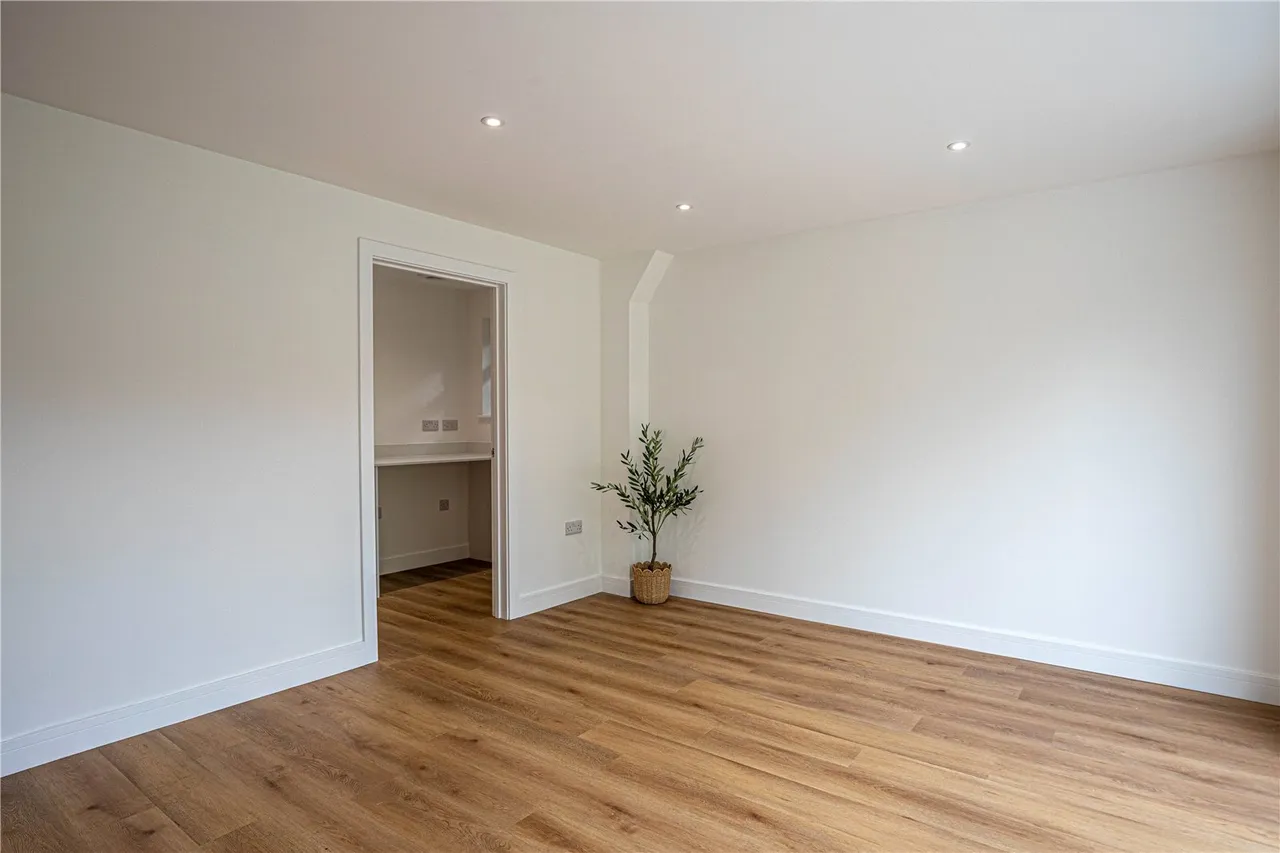 Kingsley Road, Eversley, RG27, photo 23