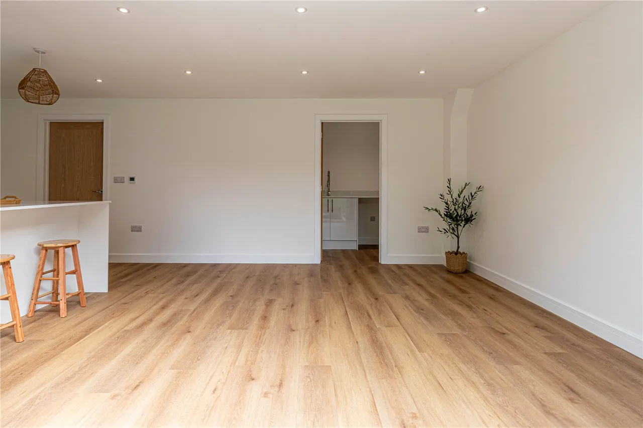 Kingsley Road, Eversley, RG27, photo 28
