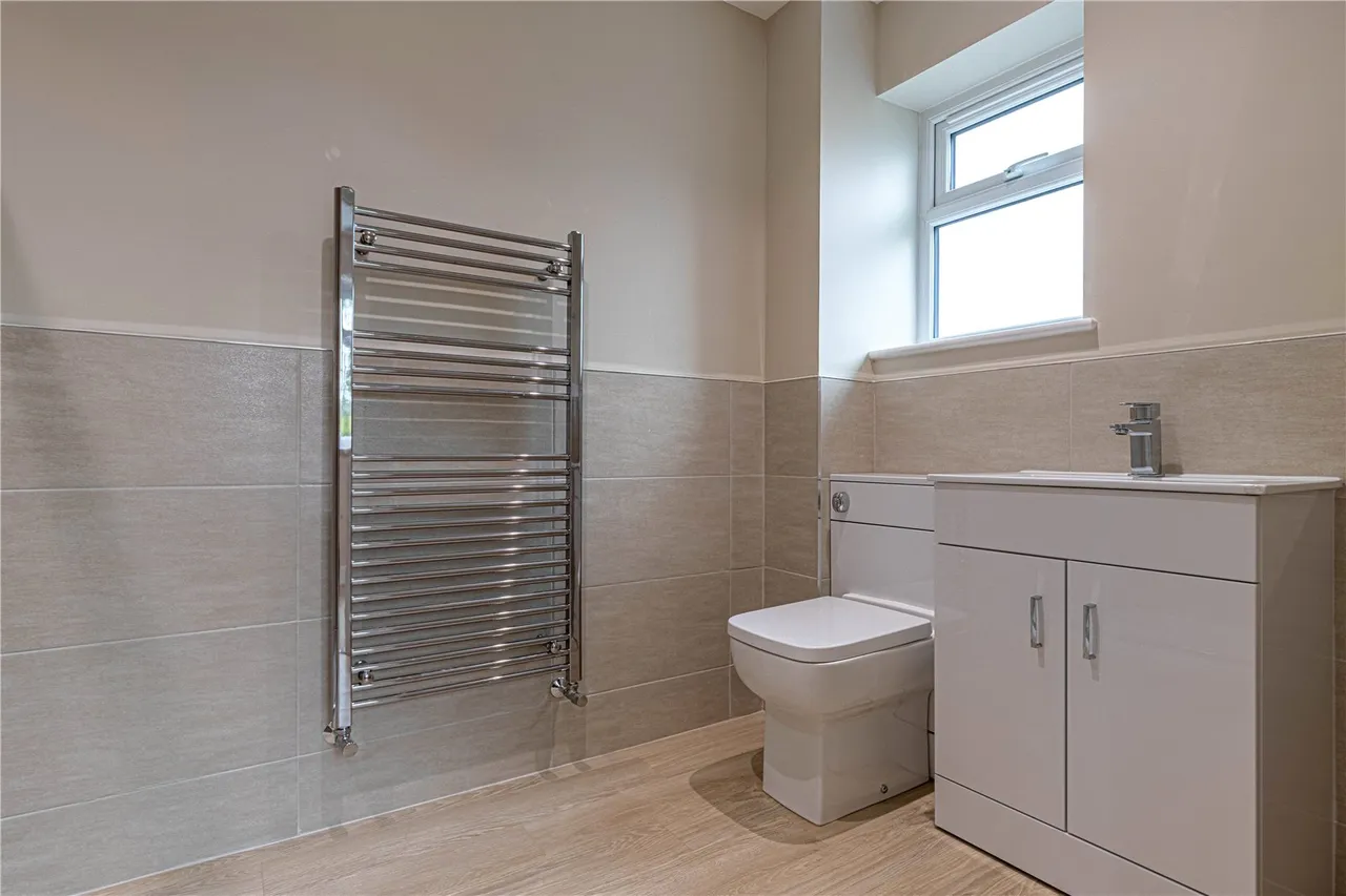 Kingsley Road, Eversley, RG27, photo 37