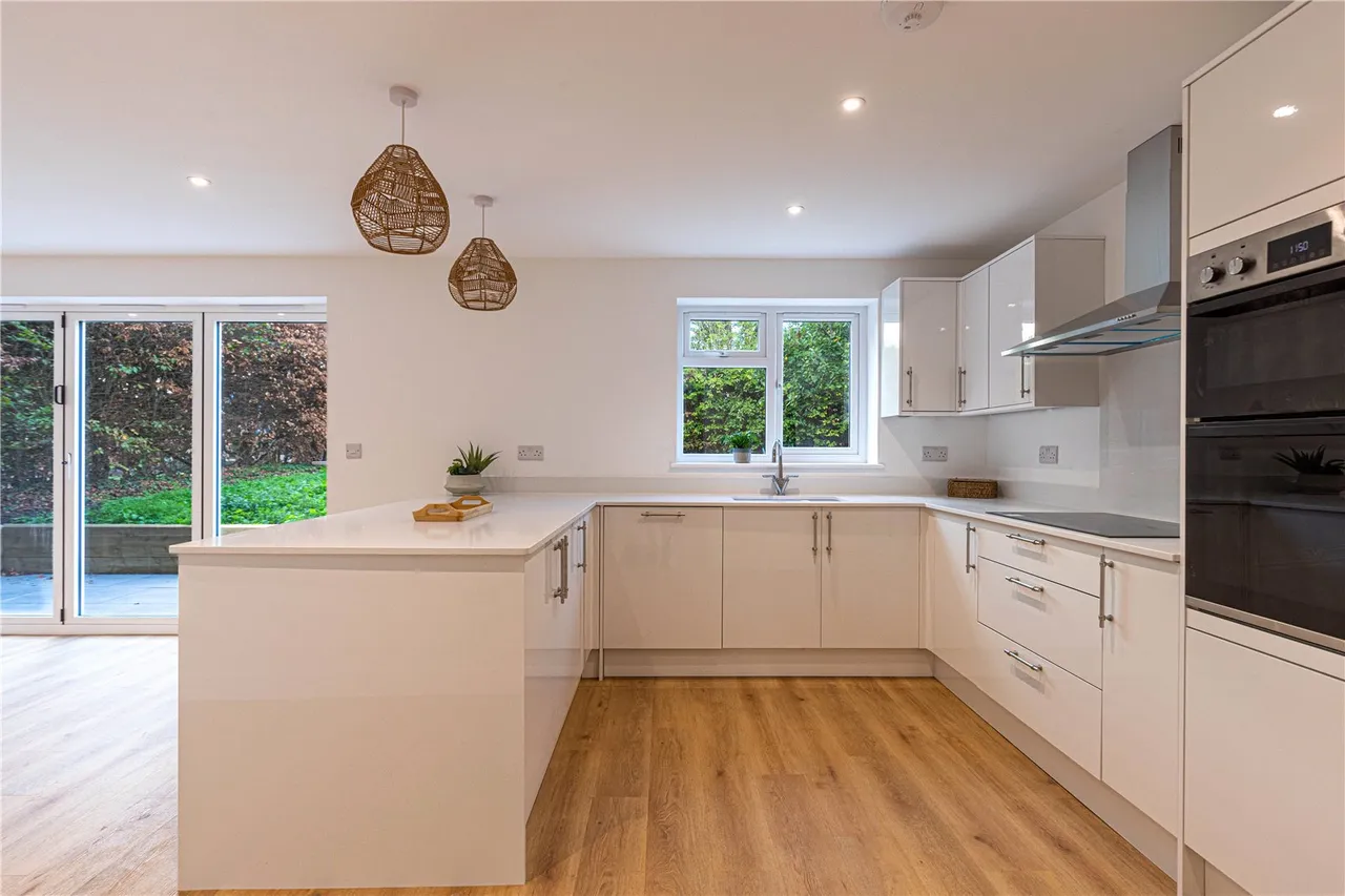 Kingsley Road, Eversley, RG27, photo 15
