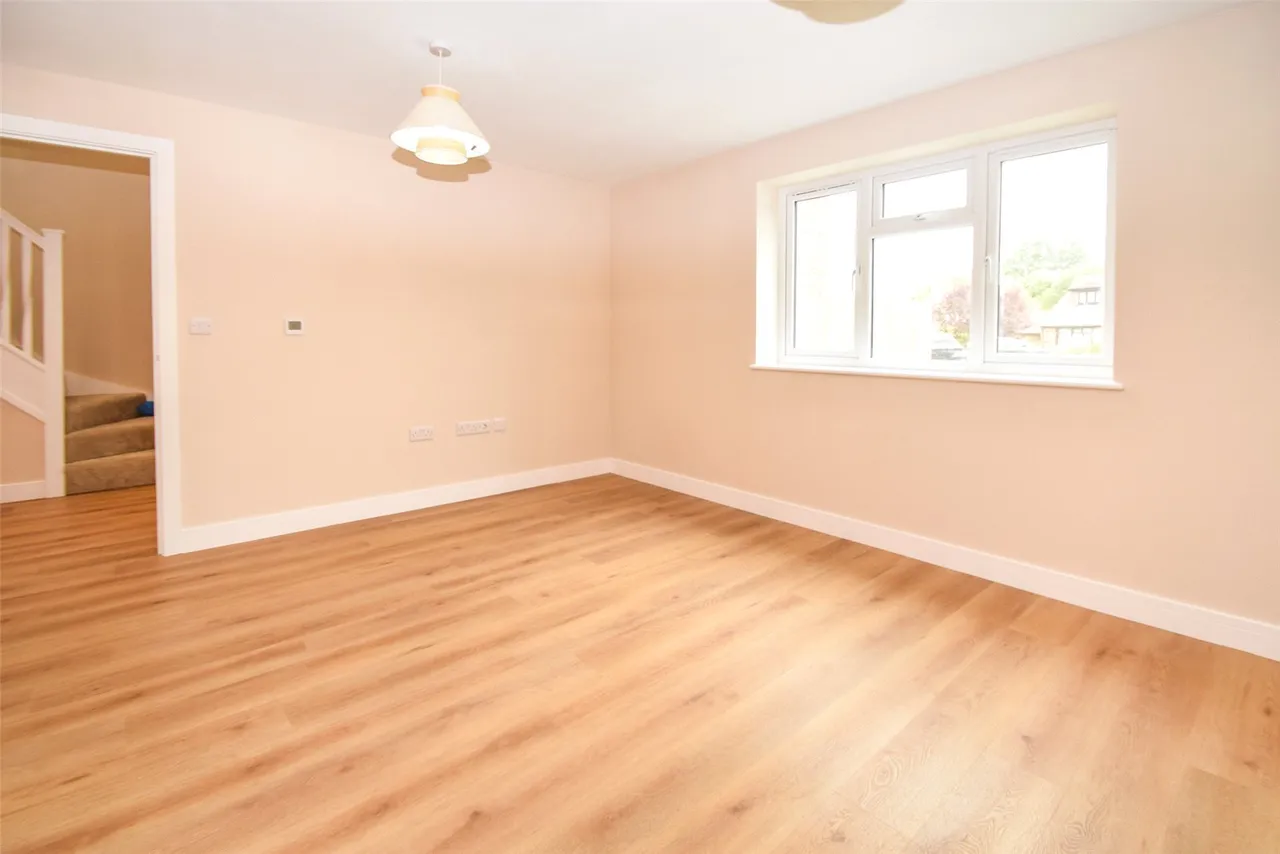 Kingsley Road, Eversley, Hampshire, RG27 0NA, photo 8