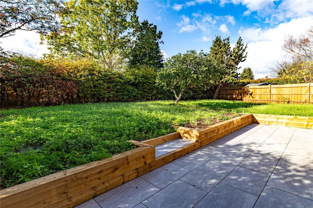 Kingsley Road, Eversley, RG27, photo 19