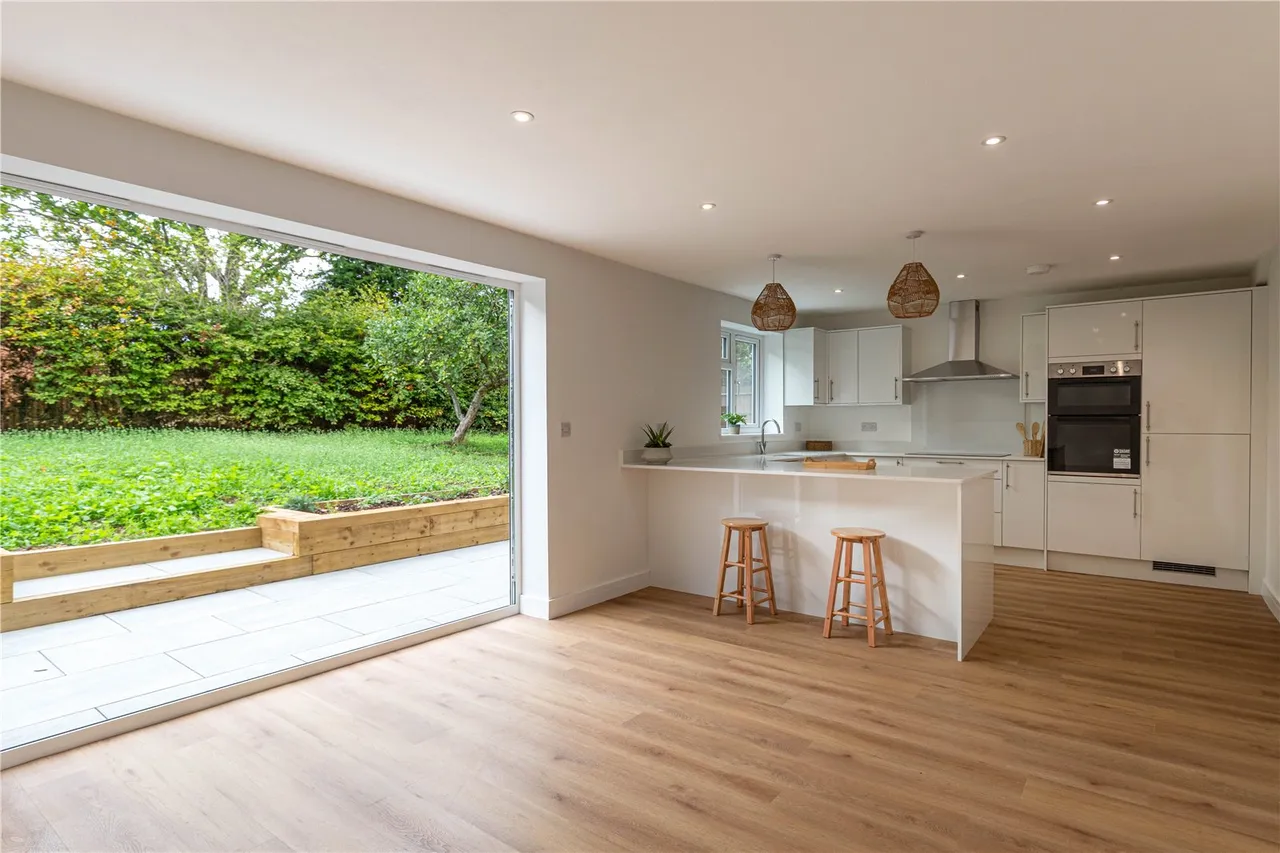 Kingsley Road, Eversley, RG27, photo 27