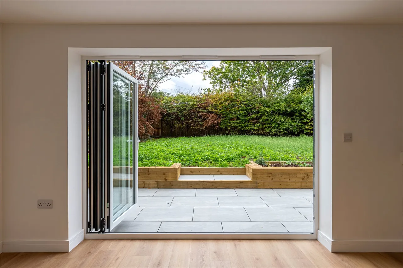 Kingsley Road, Eversley, RG27, photo 8