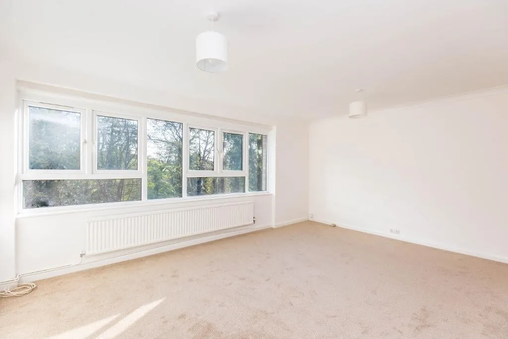Gladeside Court, Warlingham, photo 6