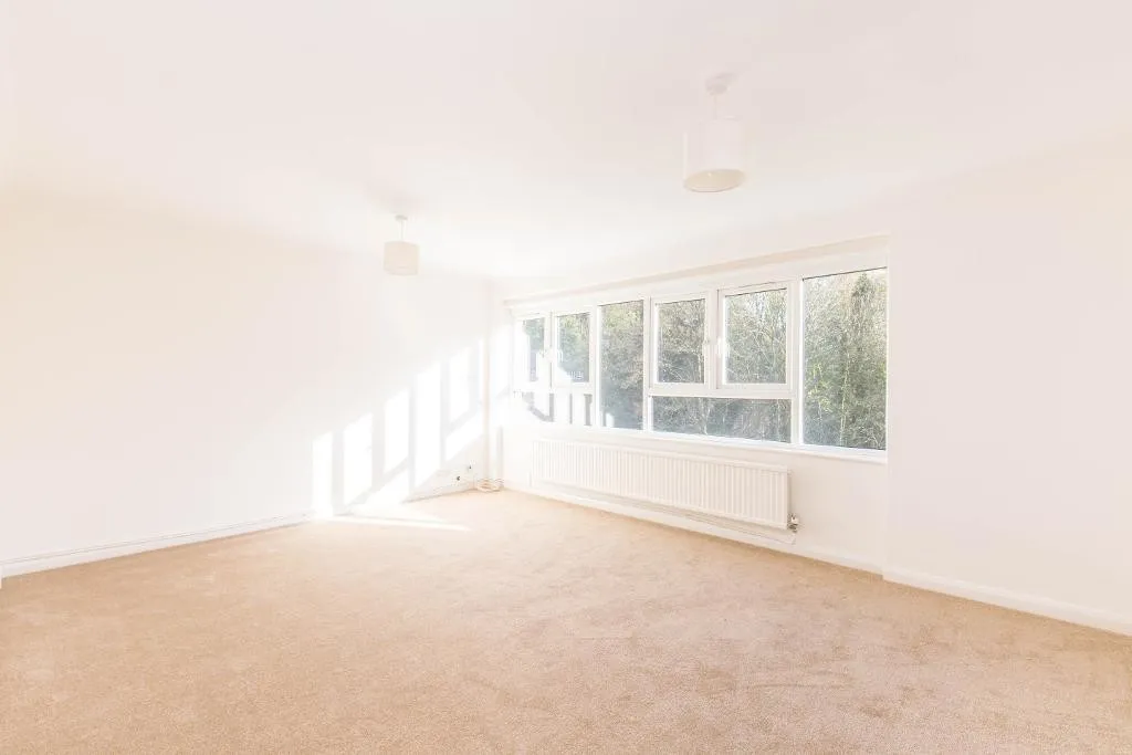 Gladeside Court, Warlingham, photo 5