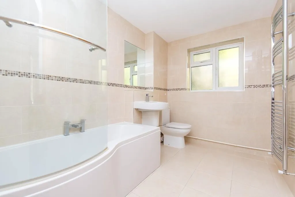 Gladeside Court, Warlingham, photo 4
