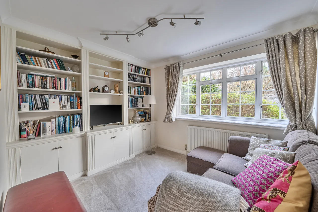 Ridgelands, Leatherhead, KT22, photo 7
