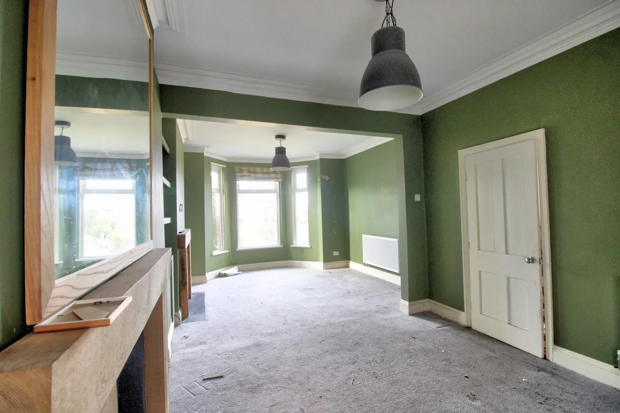 Risca Road, Newport, NP20, photo 6