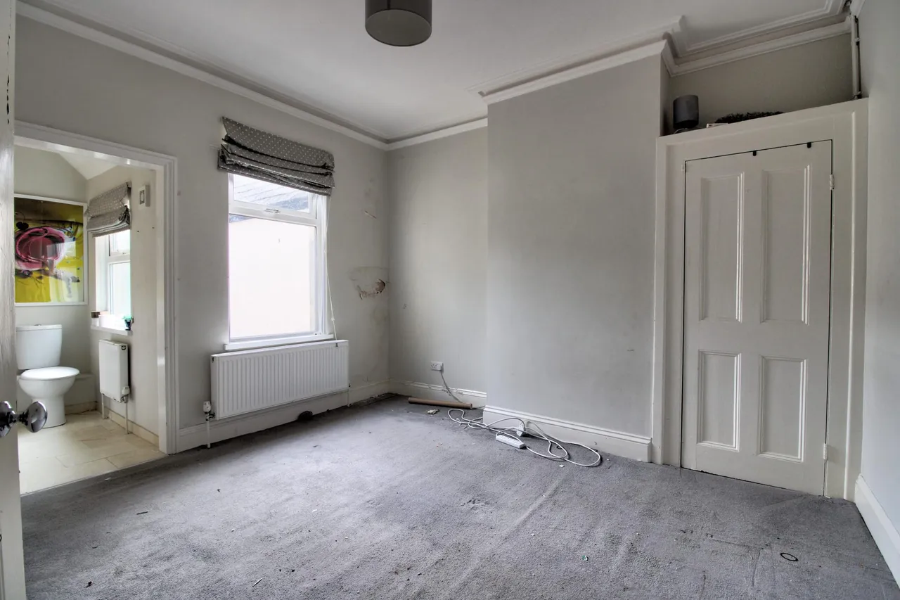 Risca Road, Newport, NP20, photo 9