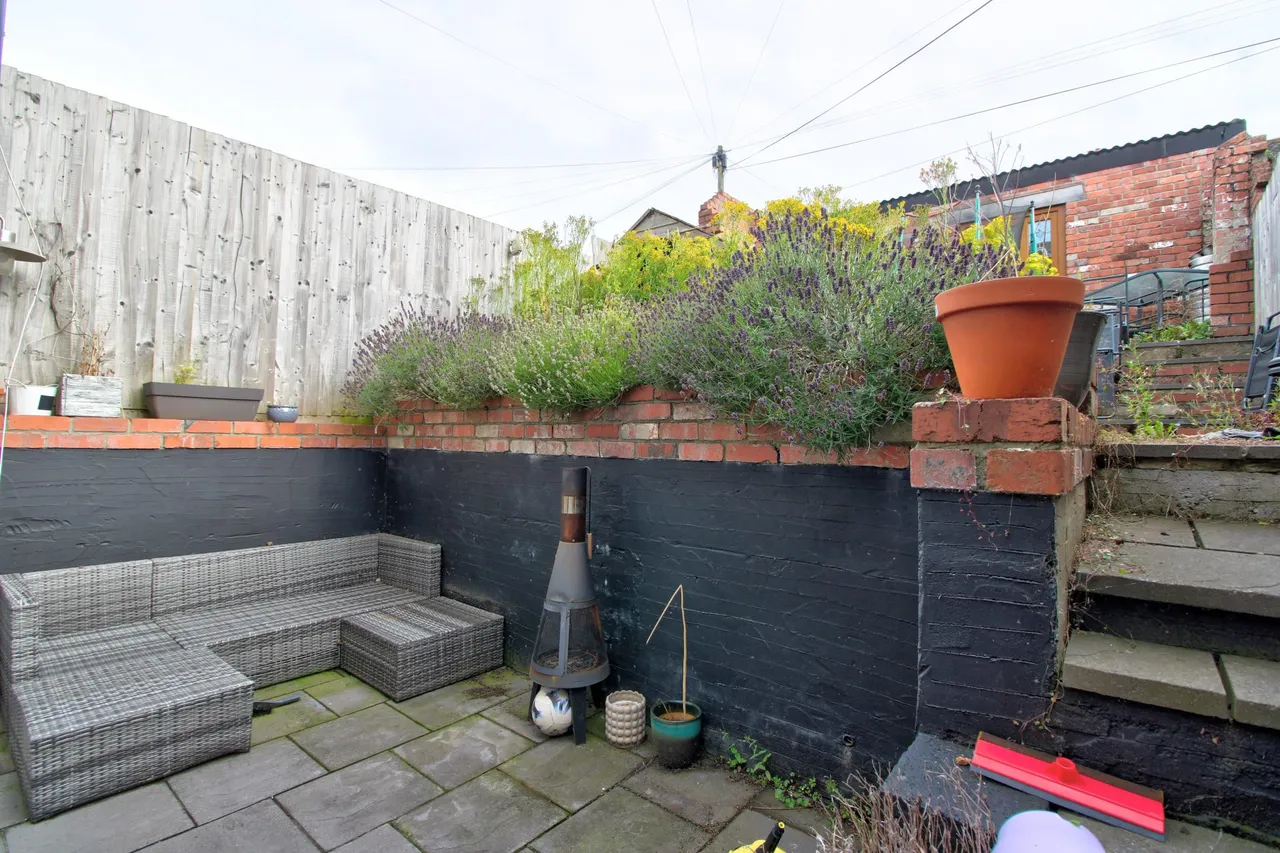Risca Road, Newport, NP20, photo 4