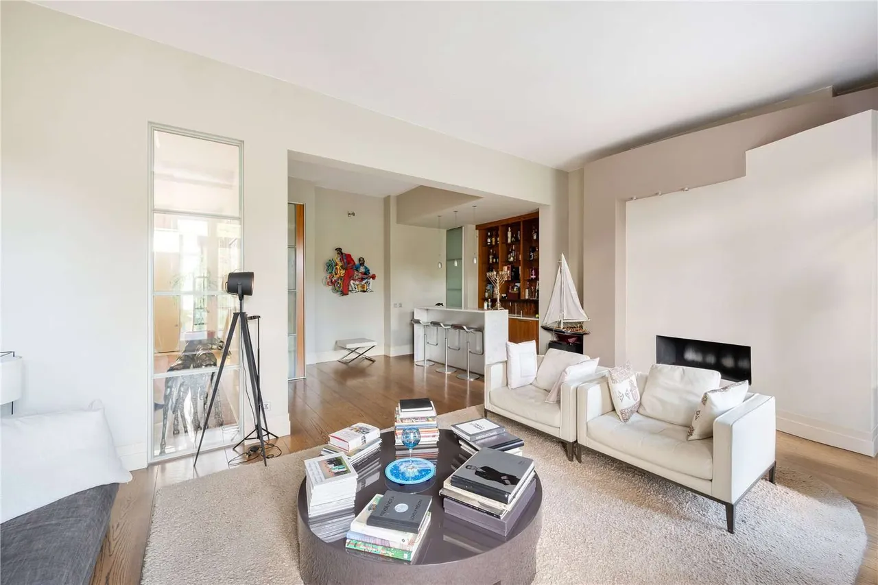 Haverstock Hill, Belsize Park, London, NW3 2AT, photo 5