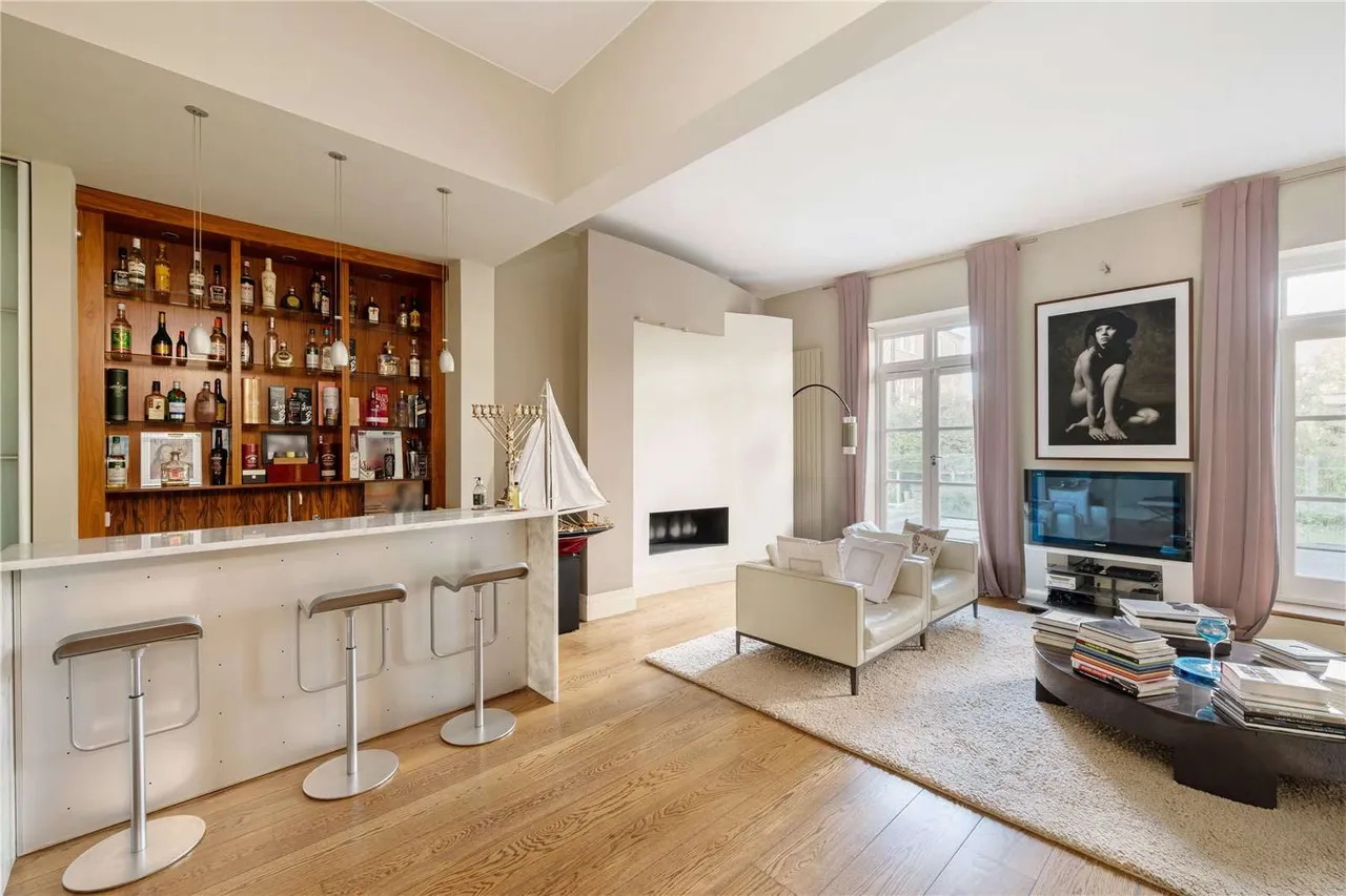 Haverstock Hill, Belsize Park, London, NW3 2AT, photo 4