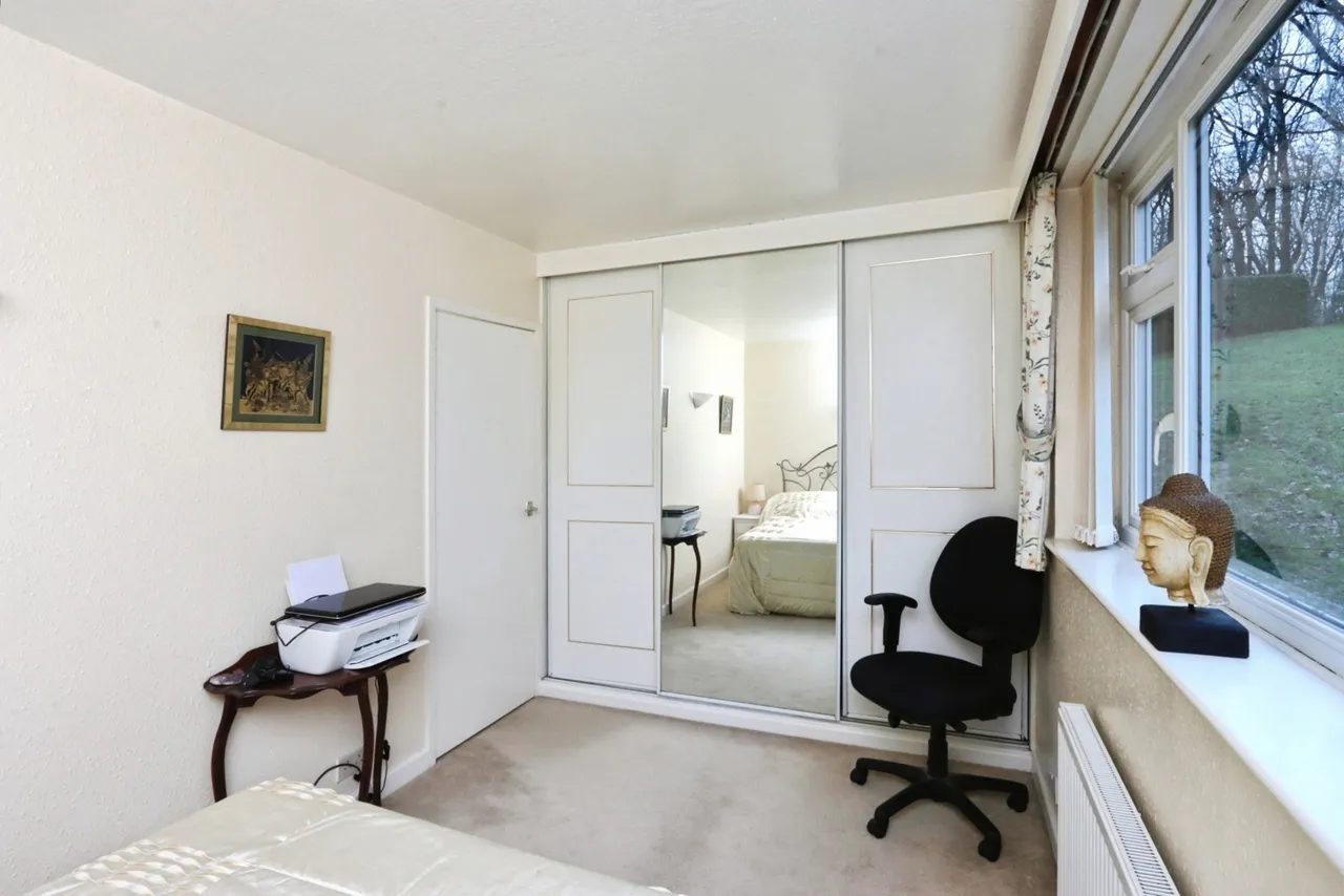 Bocking Lane, Sheffield, S8, photo 17