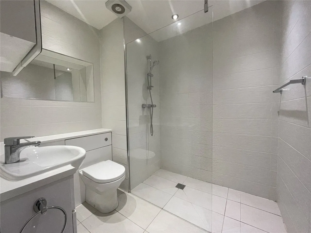 Bocking Lane, Sheffield, S8, photo 19