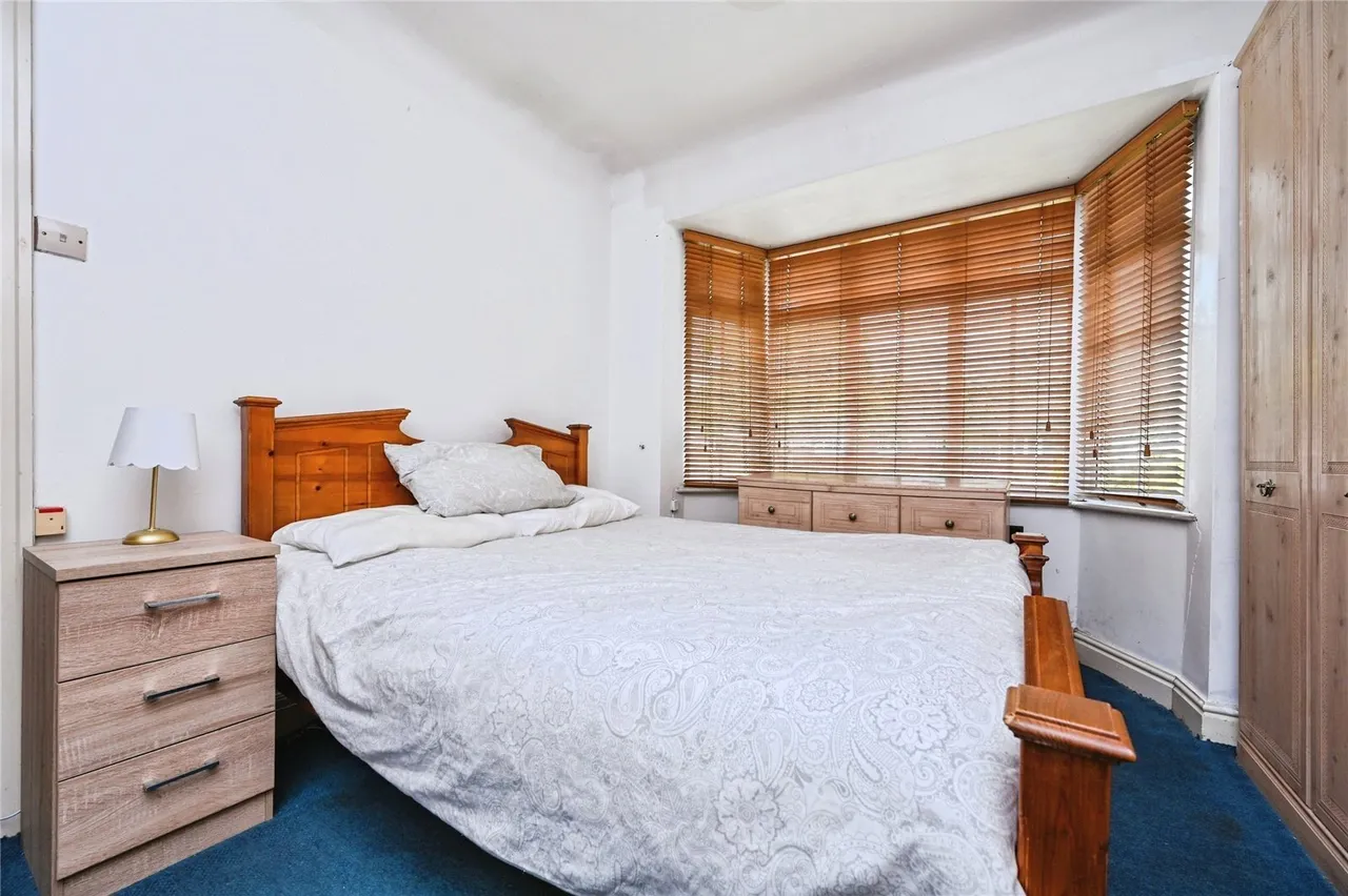 Rosslyn Avenue, Maghull, L31, photo 11
