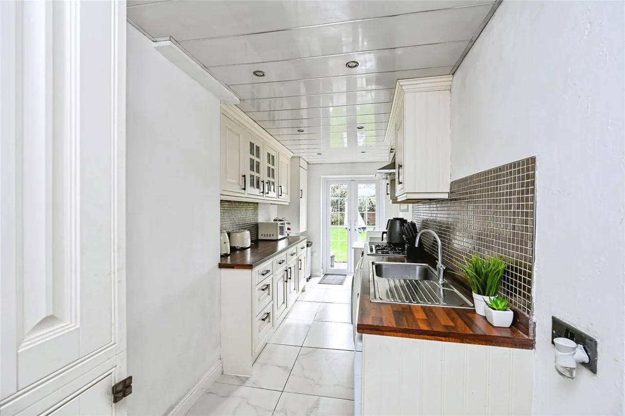 Rosslyn Avenue, Maghull, L31, photo 5
