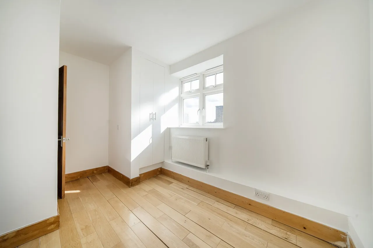 Vauxhall Street, SE11, photo 16
