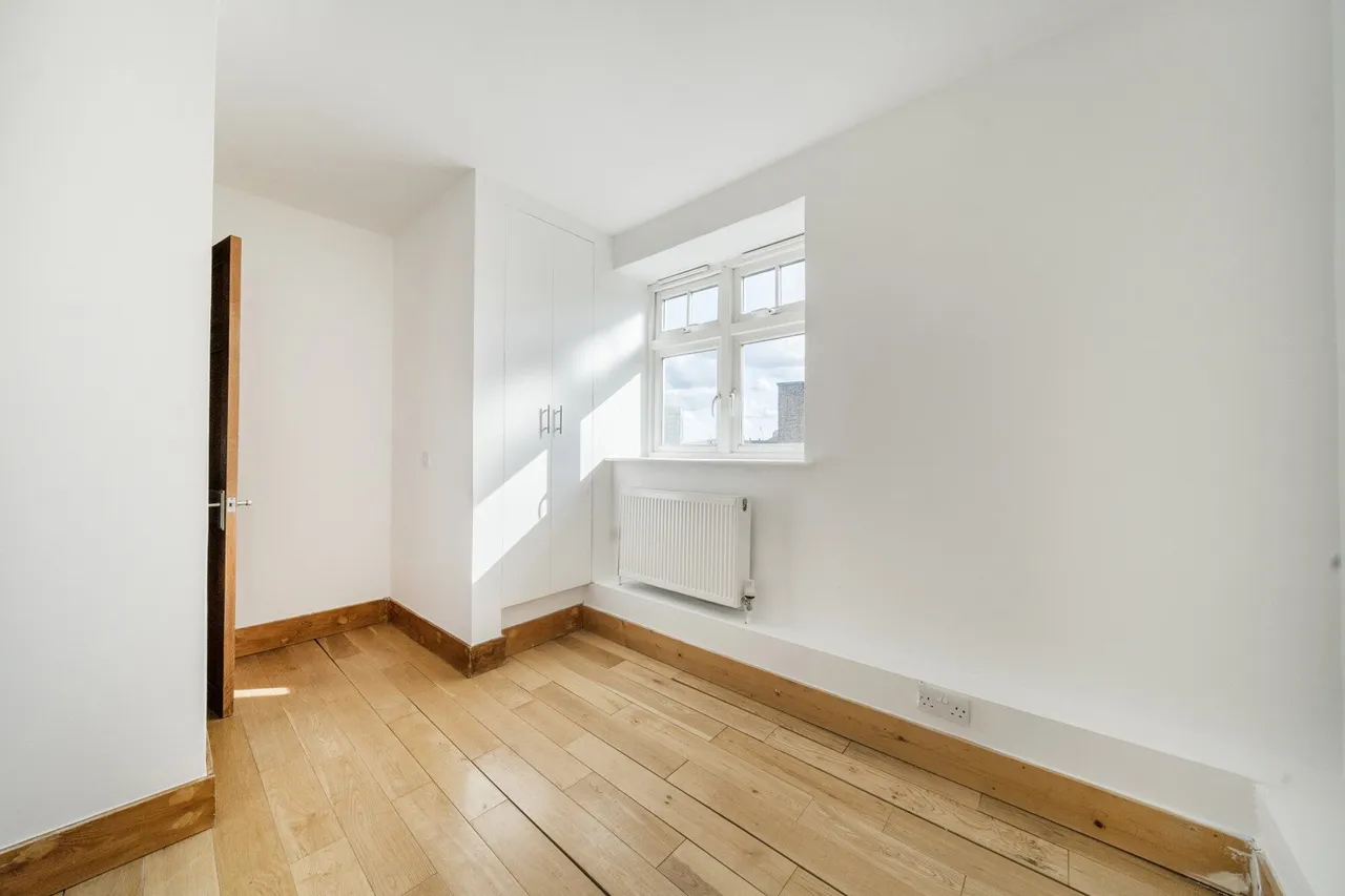 Vauxhall Street, SE11, photo 14