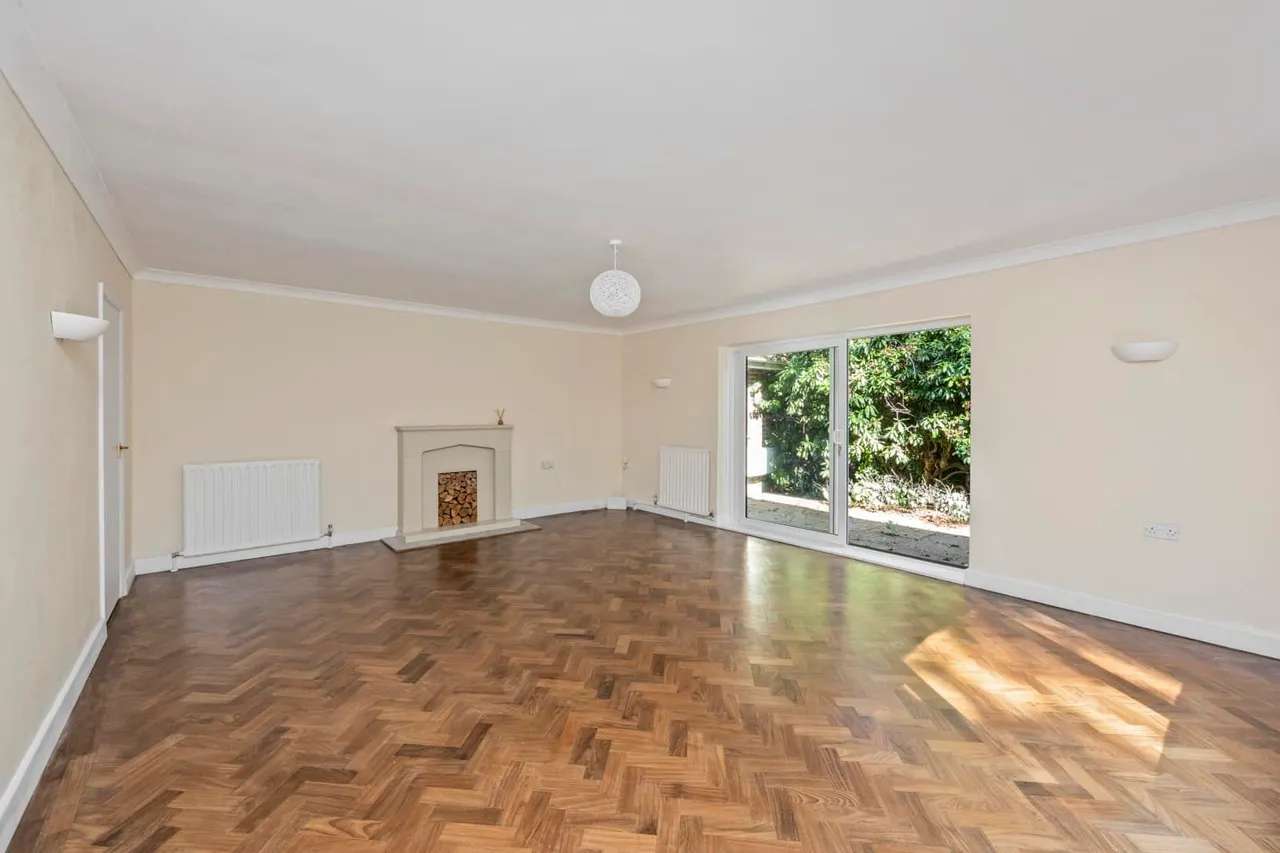 Priory Road, Forest Row, RH18, photo 5