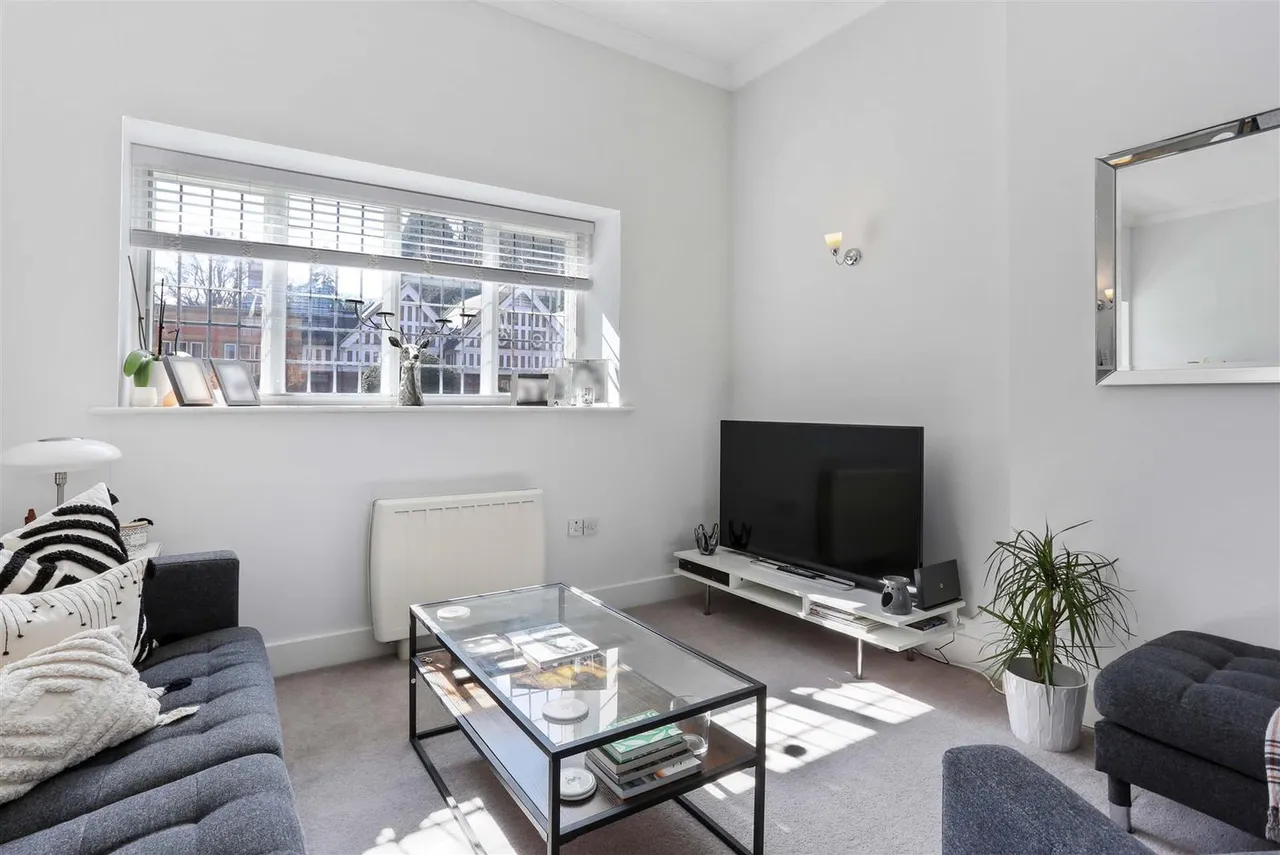 Elizabeth Drive, Banstead, SM7 2FD, photo 5