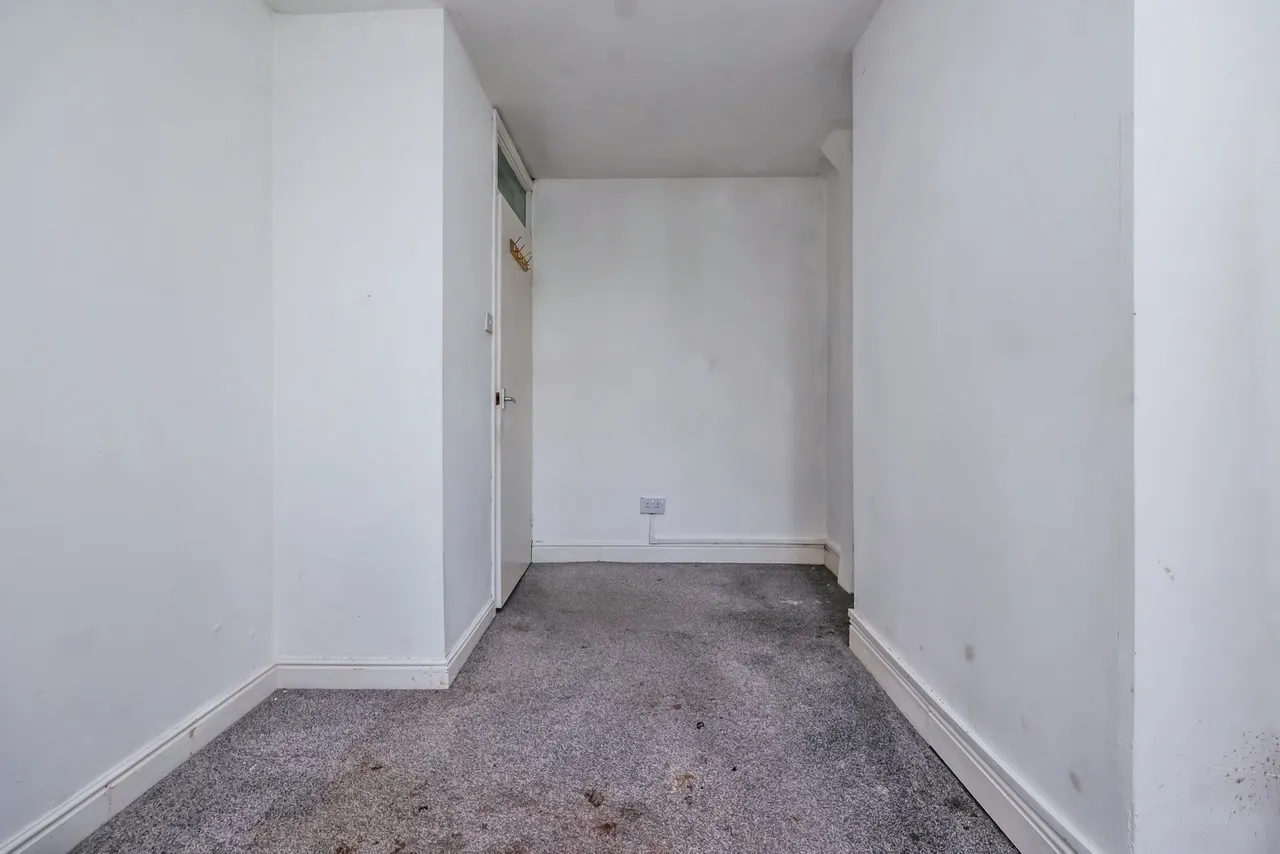 Linby Grove, Hucknall, Nottingham, Nottinghamshire, NG15, photo 16