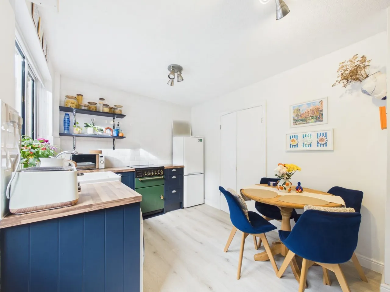 School Lane, Beeston, NG9, photo 2