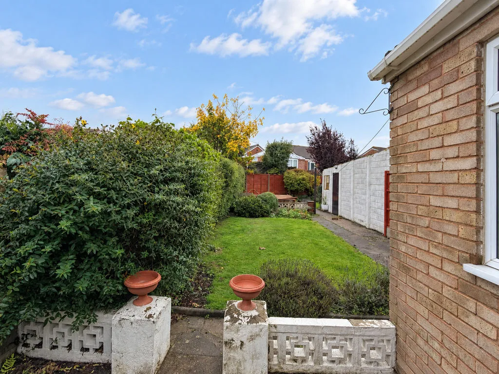 Chase Avenue, Cheslyn Hay, WS6, photo 20