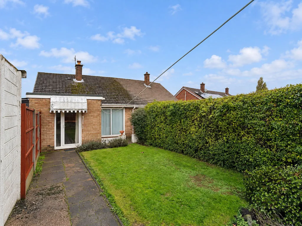 Chase Avenue, Cheslyn Hay, WS6, photo 22